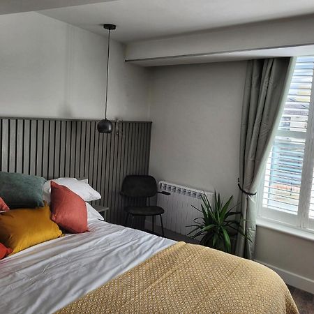 Sgwar Hotel Menai Bridge Ngoại thất bức ảnh